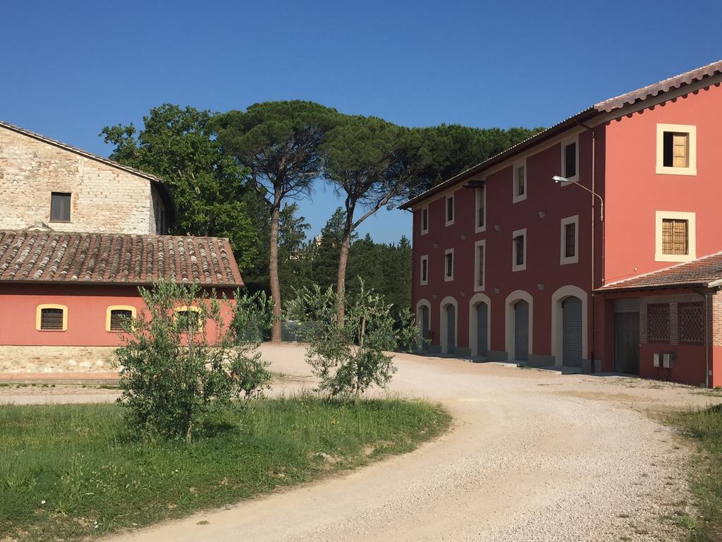 Rosso Porpora Villa Colle Umberto  Buitenkant foto