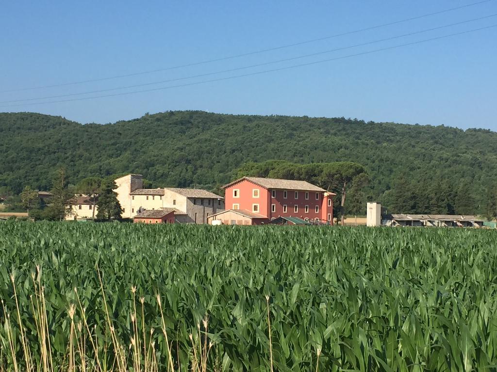 Rosso Porpora Villa Colle Umberto  Buitenkant foto