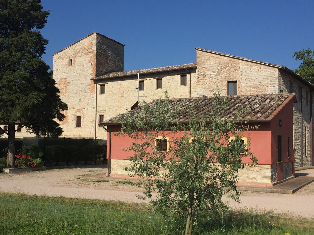 Rosso Porpora Villa Colle Umberto  Buitenkant foto