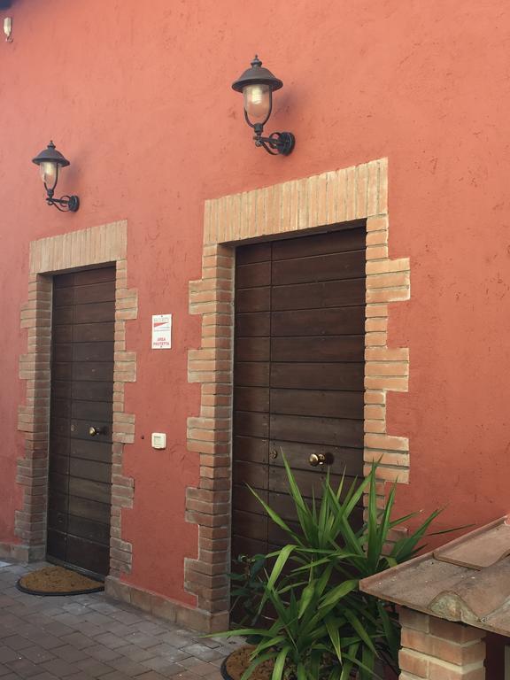 Rosso Porpora Villa Colle Umberto  Buitenkant foto